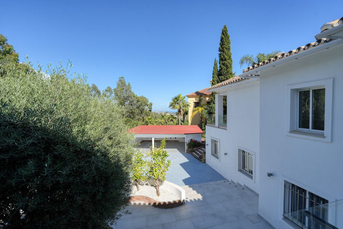 4 Bedroom Villa in Benahavís - Foto 46