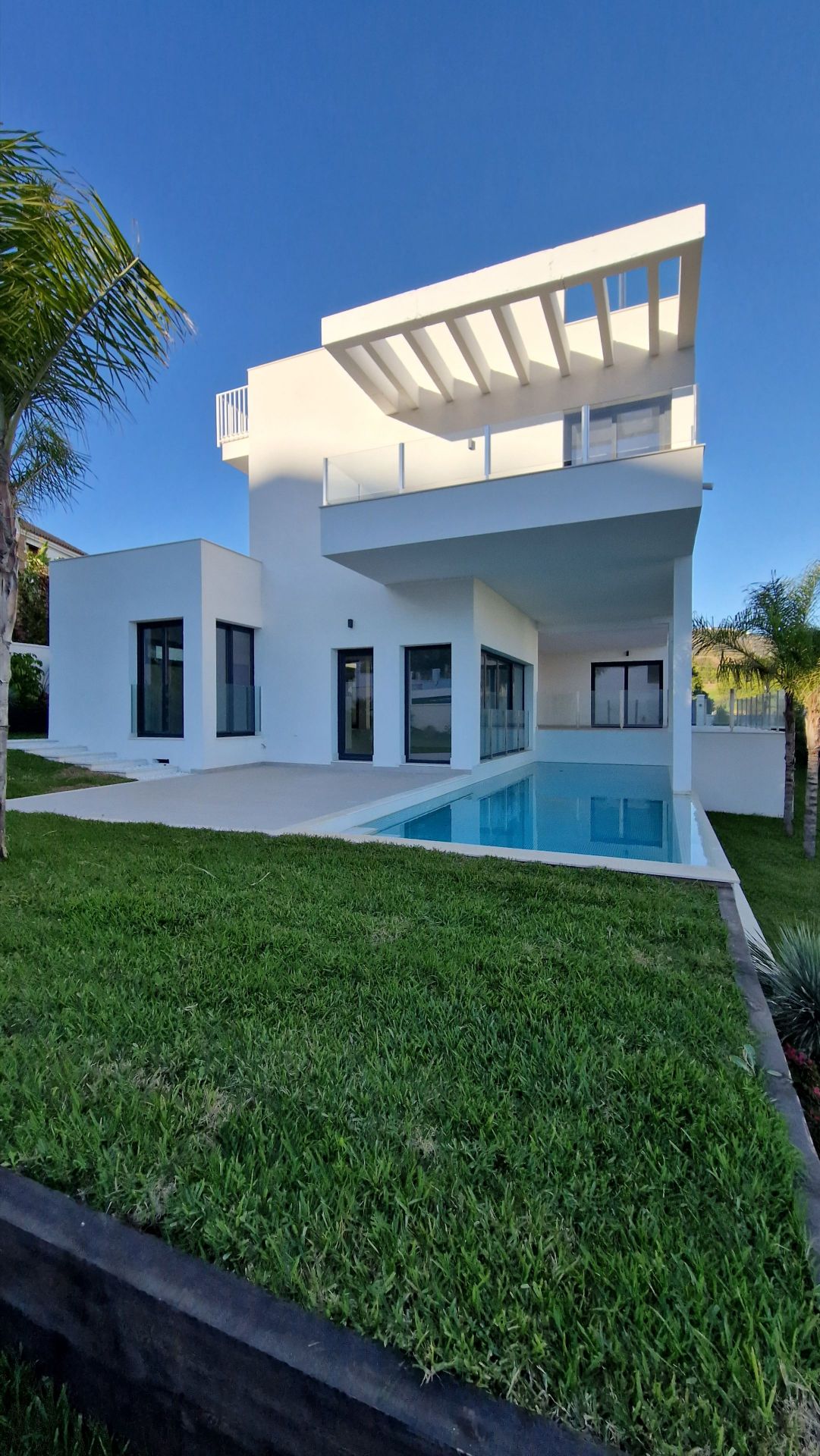 4 Bedroom Villa in Marbella - Photo 5