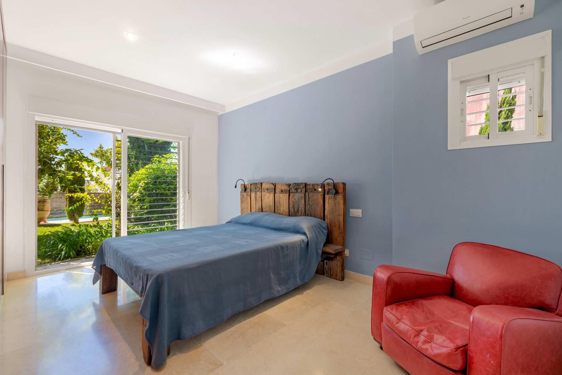 4 Bedroom Villa in Estepona - Photo 18