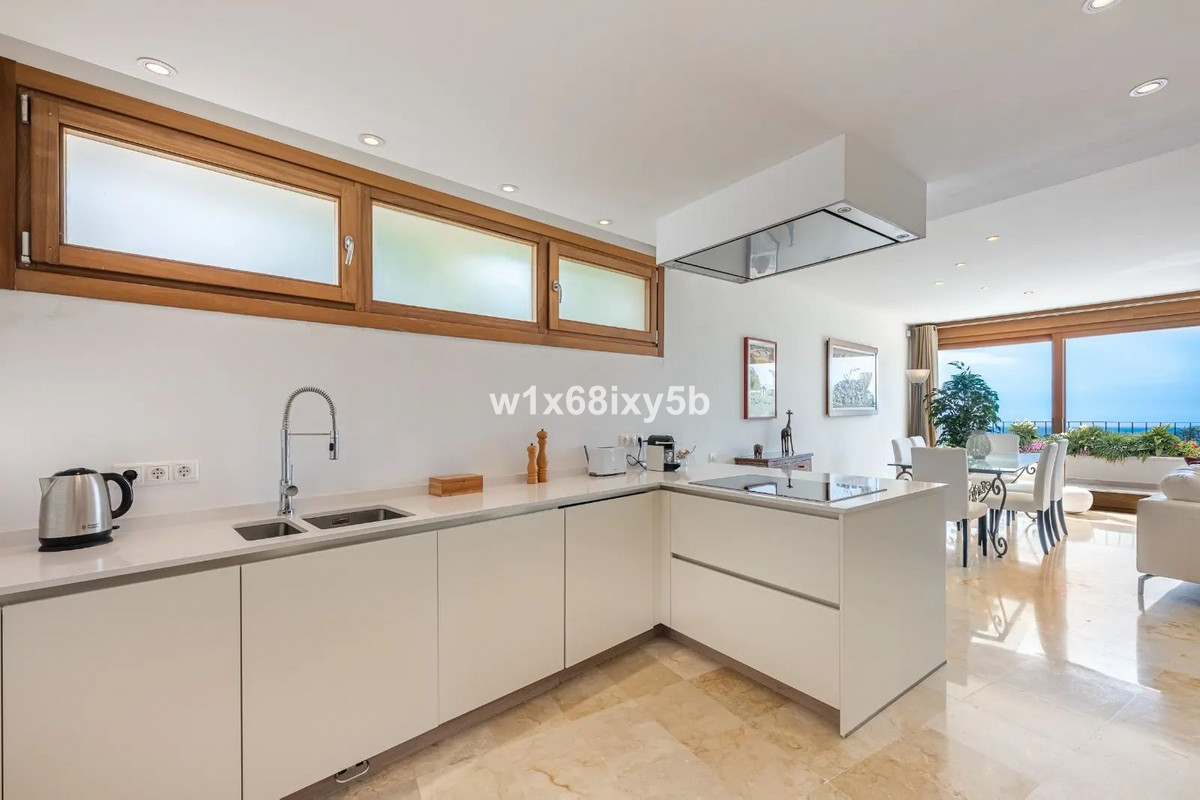 3 Bedroom Apartment in Marbella - Фото 9