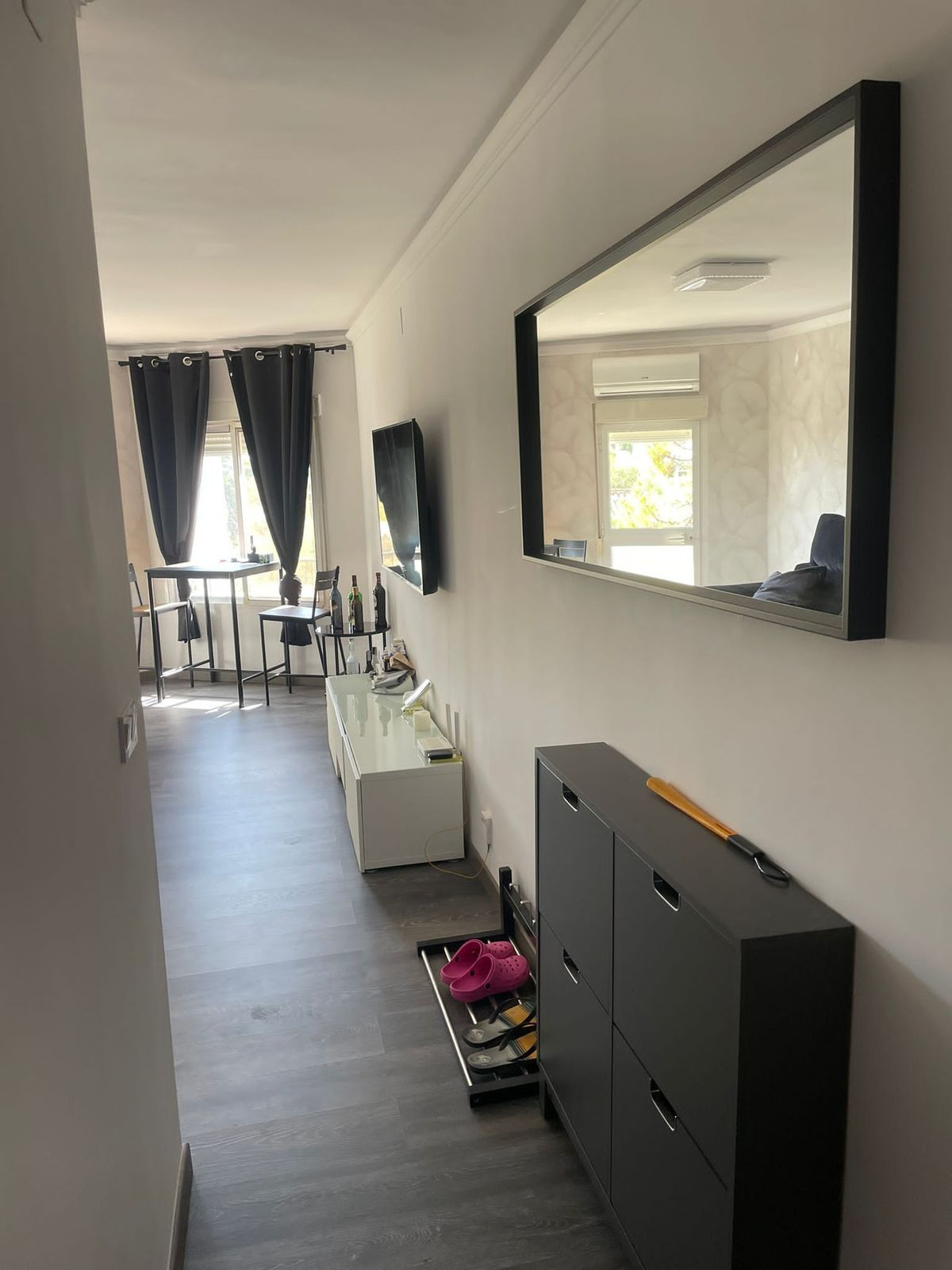 2 Bedroom Apartment in Marbella - Photo 5