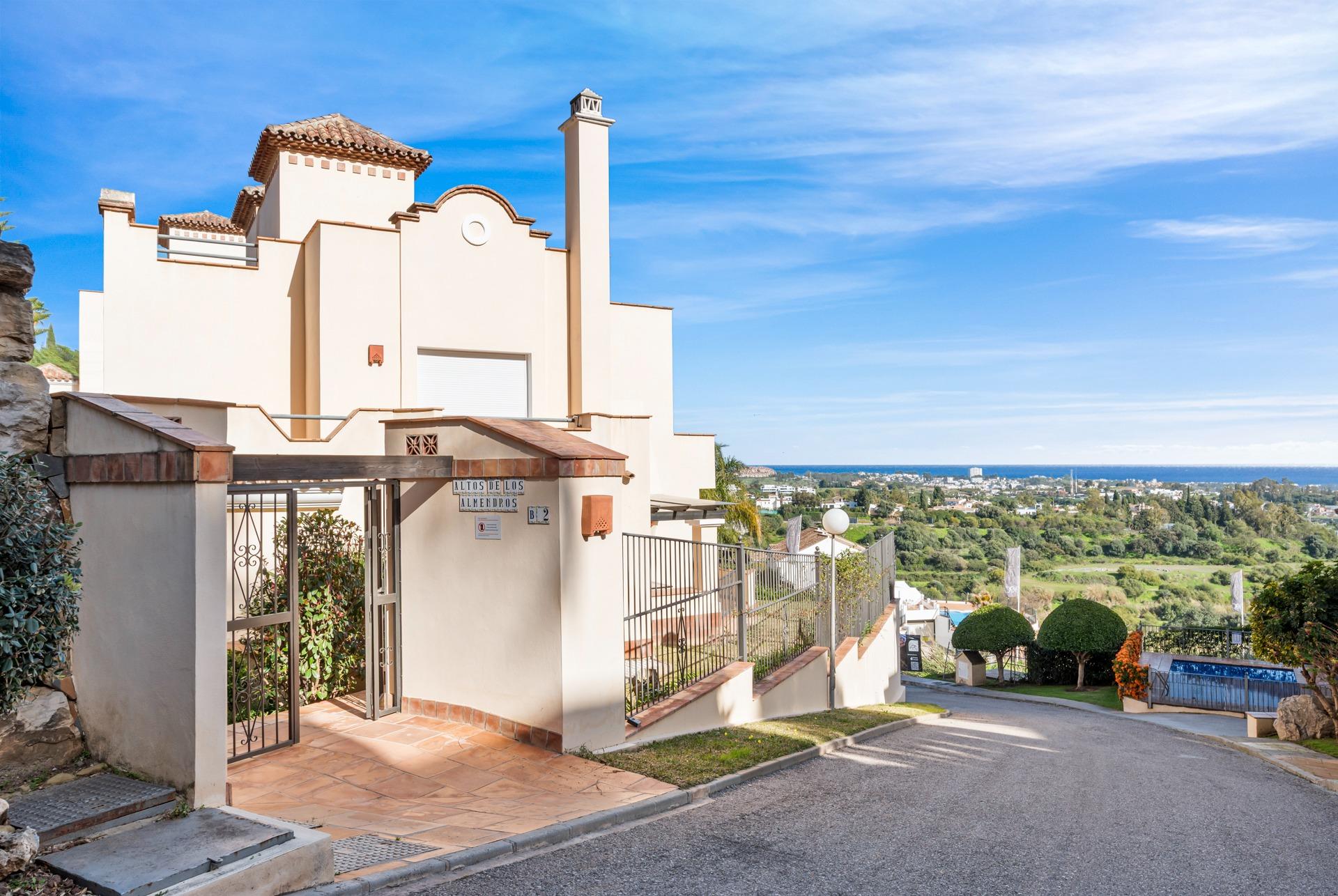 4 Bedroom Penthouse in Benahavís