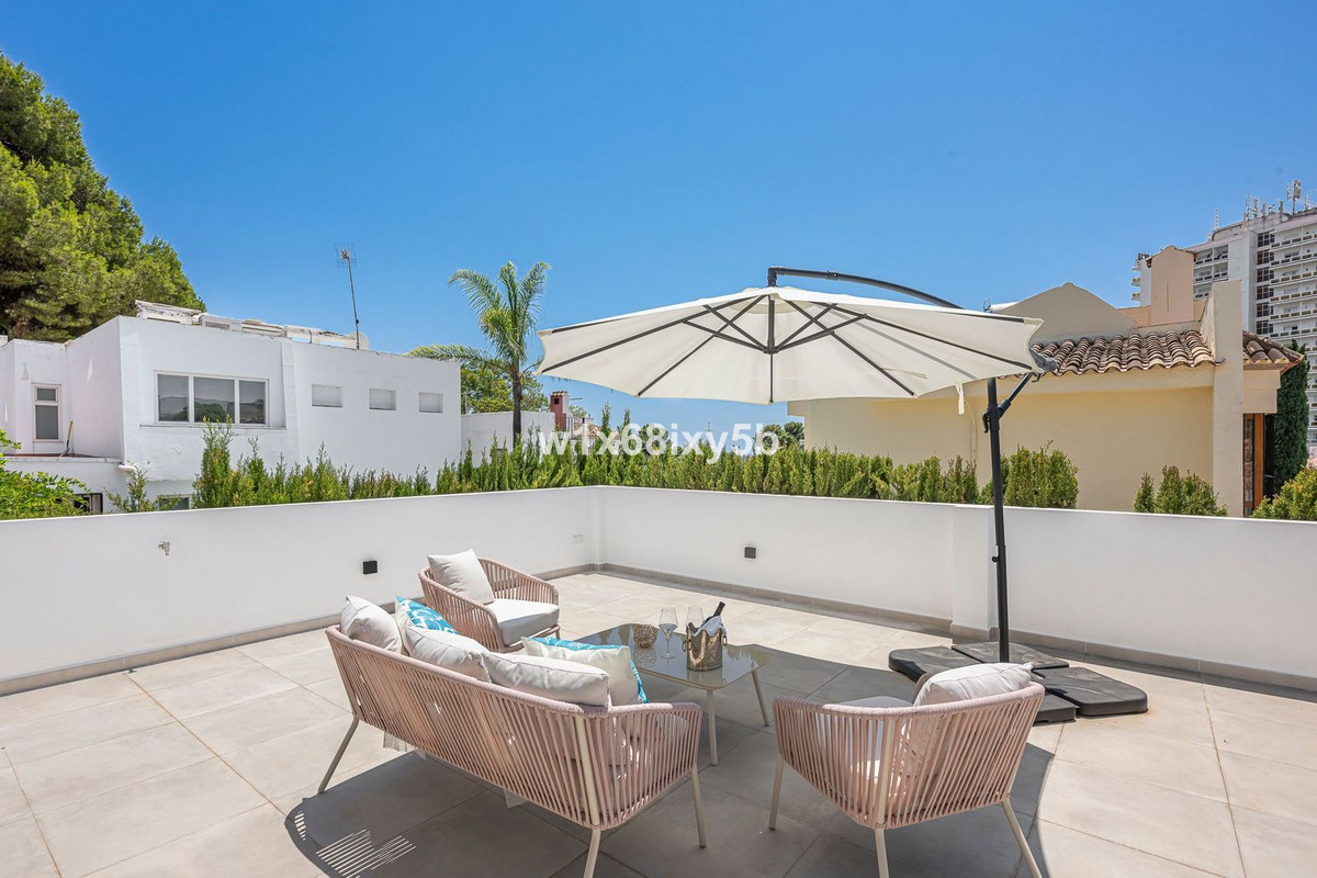3 Bedroom Villa in Marbella - Photo 29
