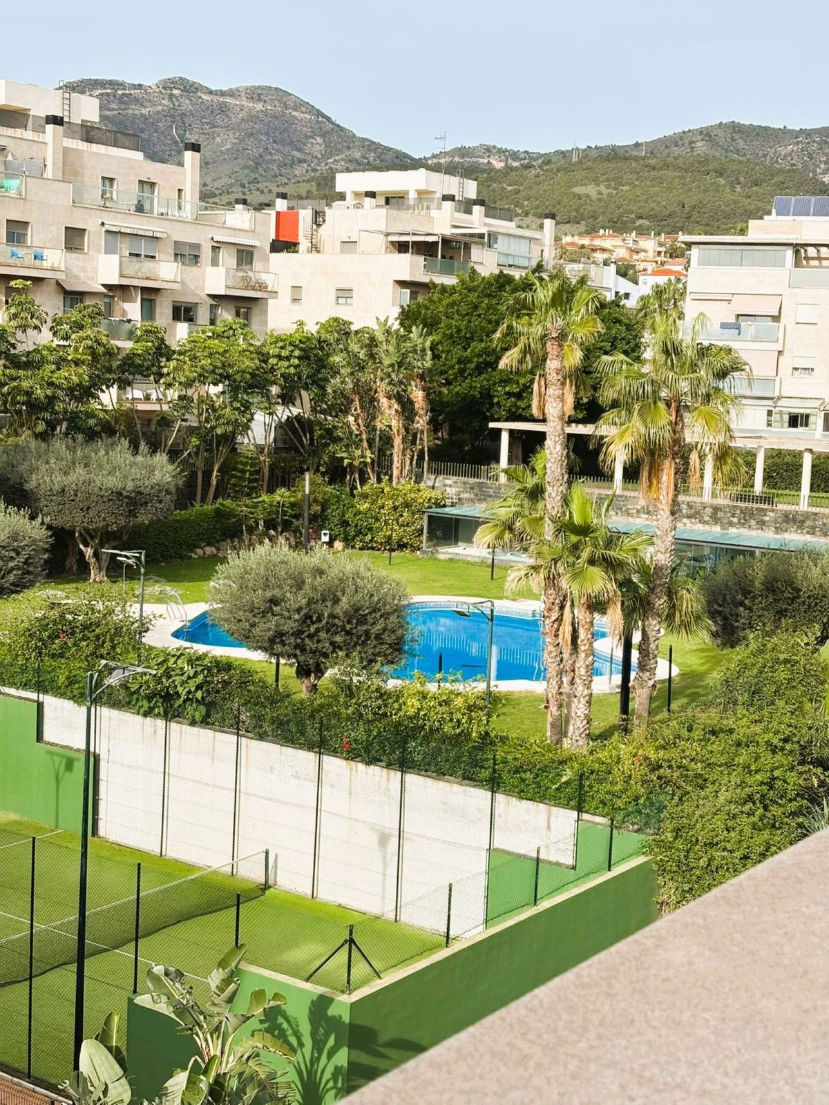 3 Bedroom Penthouse in Torremolinos - Photo 33