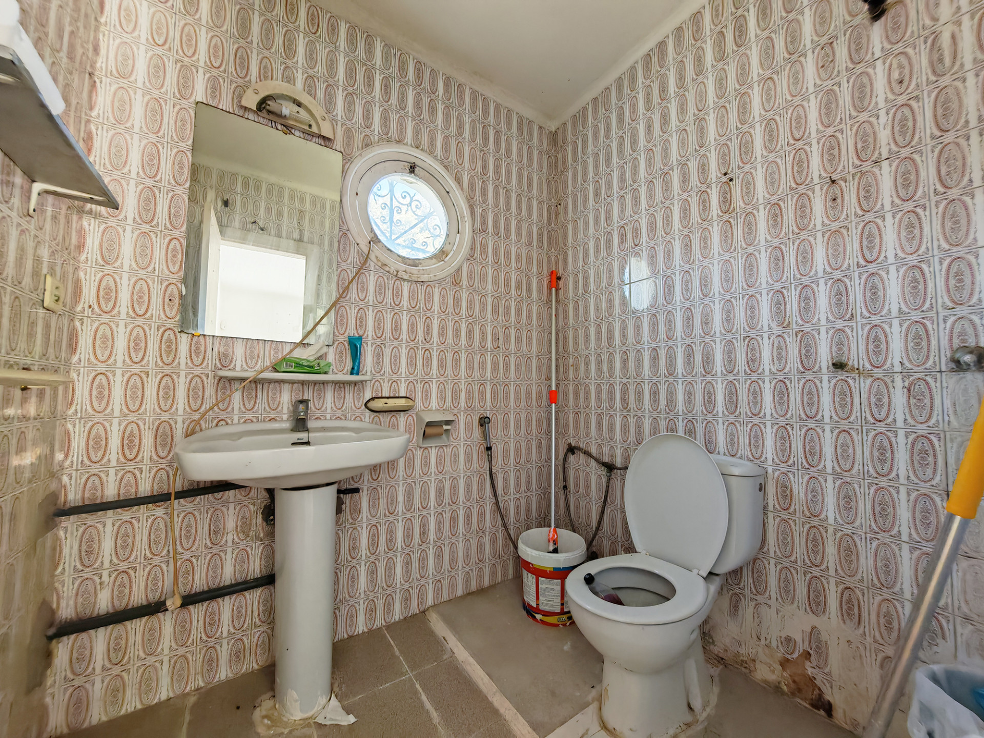 2 Bedroom Villa in Estepona - Photo 15