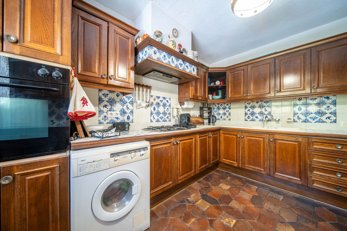 3 Bedroom Villa in Fuengirola - Photo 9