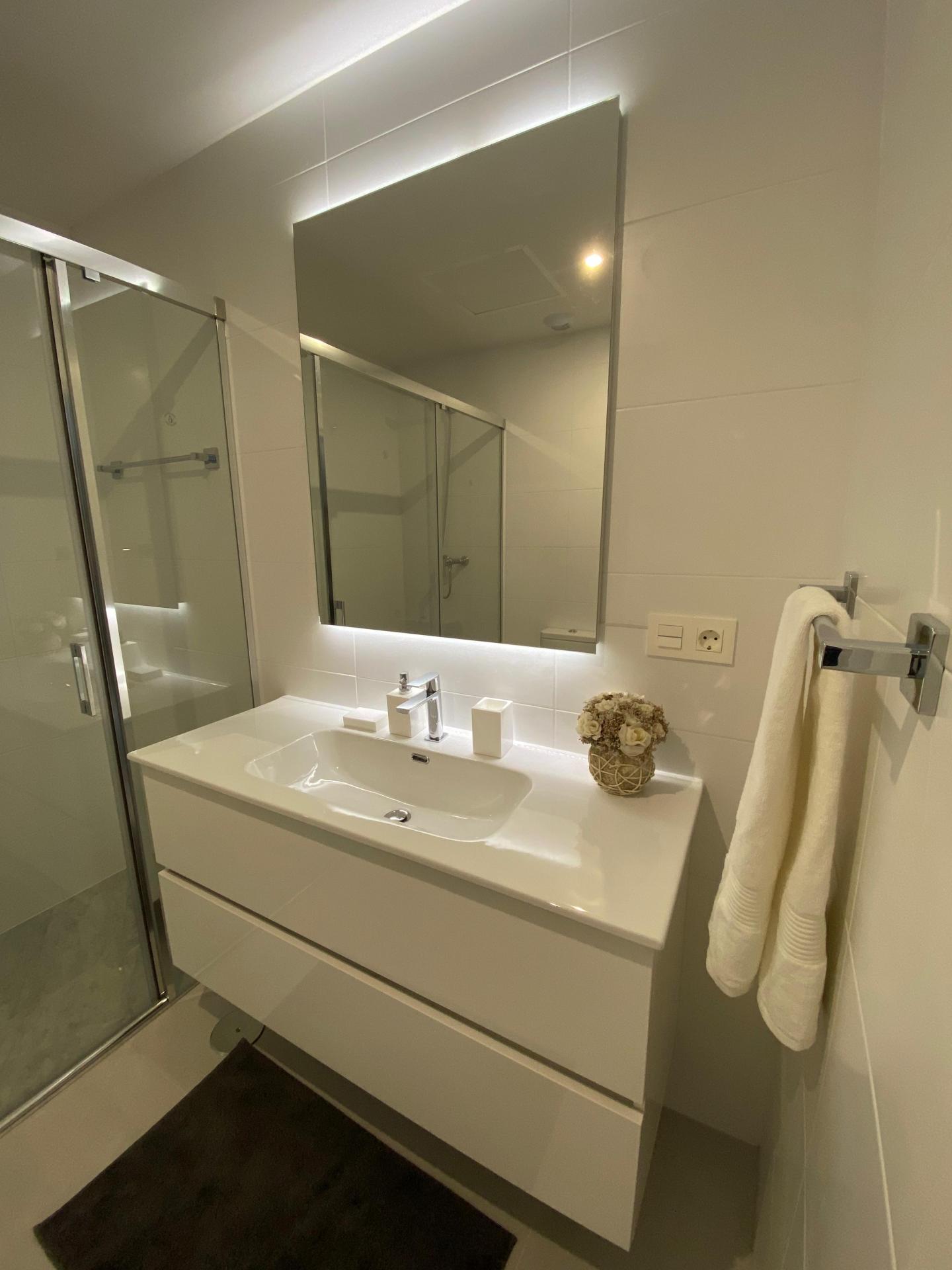 Apartamento com 3 quartos com vista mar em Málaga, Espanha – Foto 8