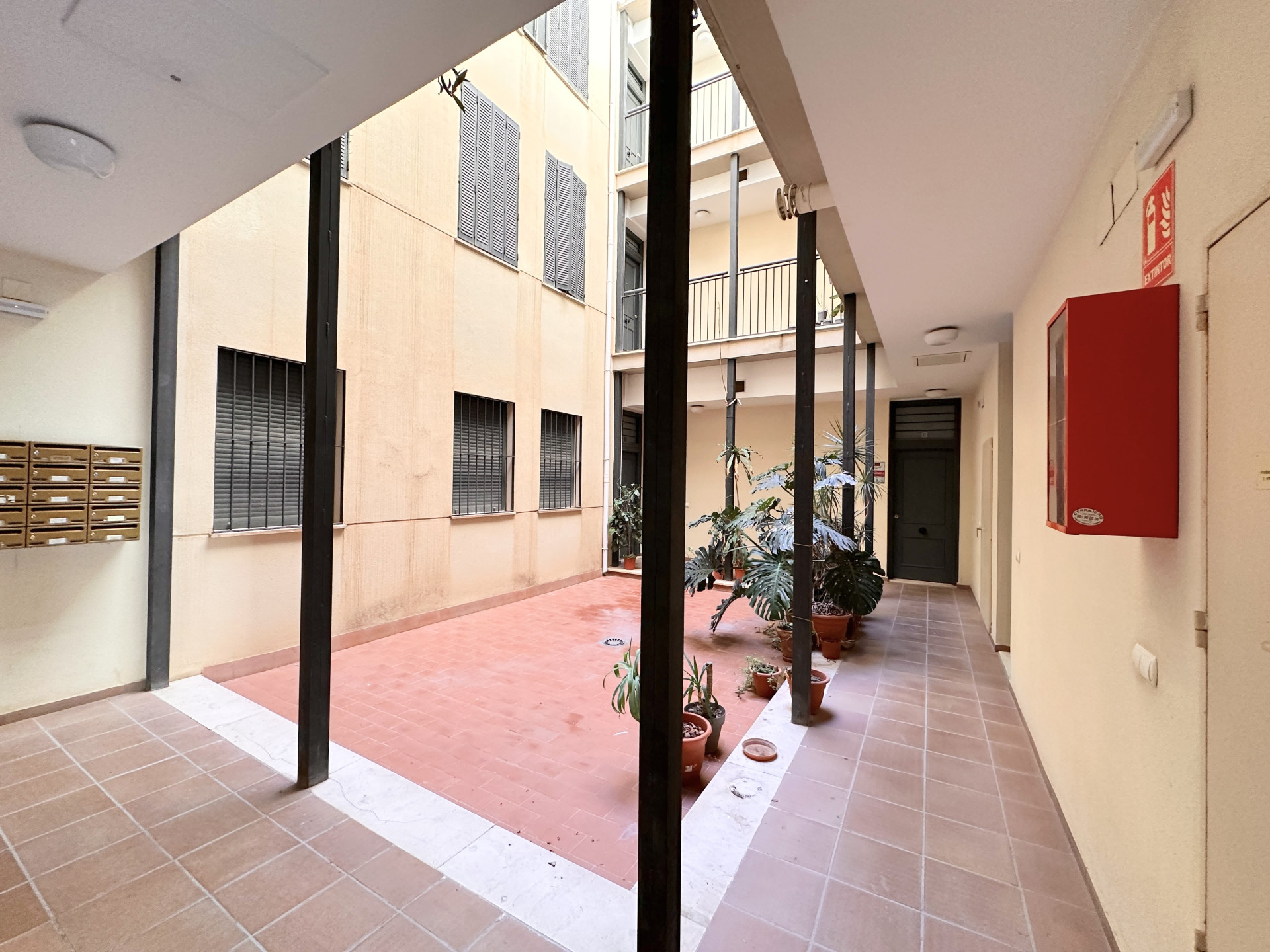 2 Bedroom Apartment in Málaga - Photo 8