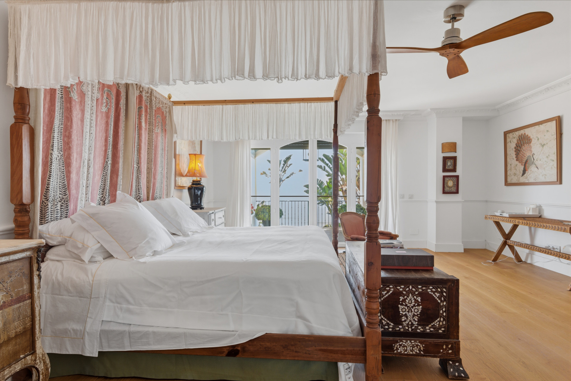 7 Bedroom Villa in Estepona - Photo 22