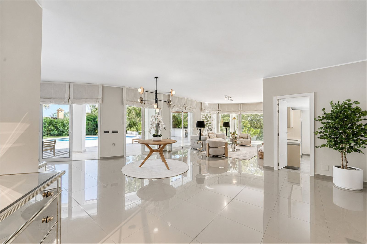 4 Bedroom Villa in Benahavís - Foto 2