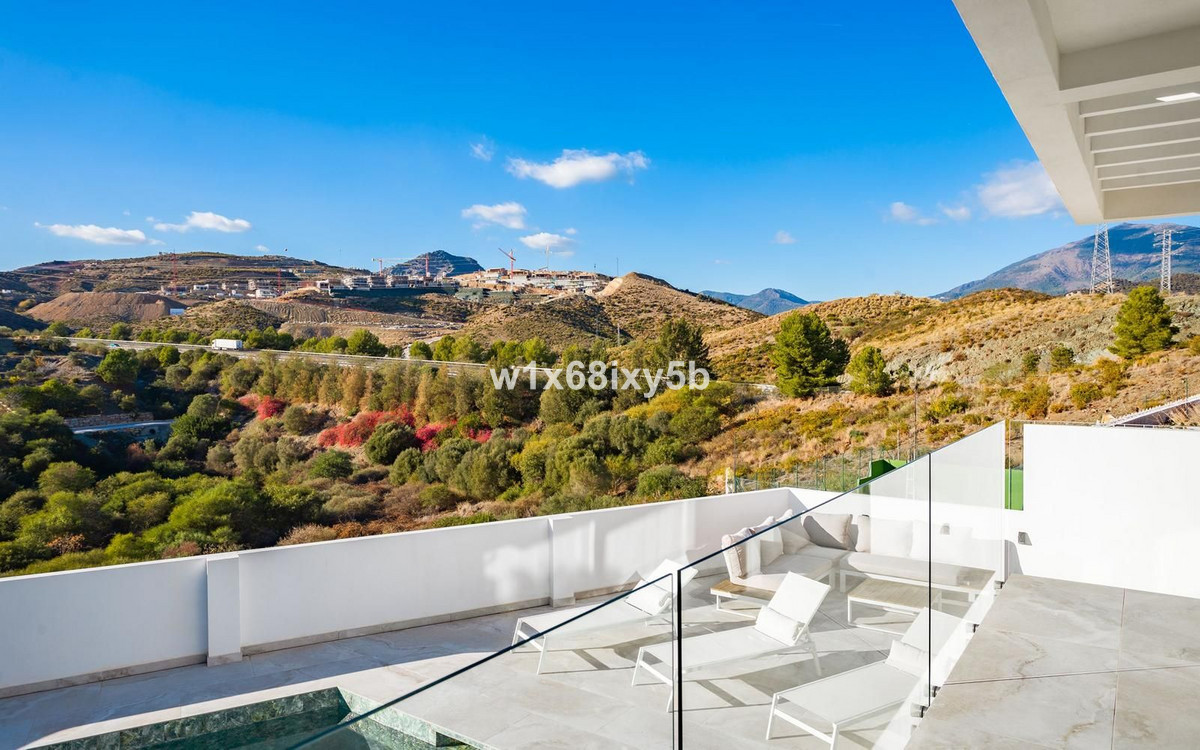 5 Bedroom Villa in Benahavís - Фото 40