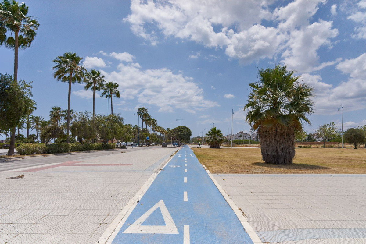 3 Bedroom Apartment in San Pedro de Alcántara - Photo 36