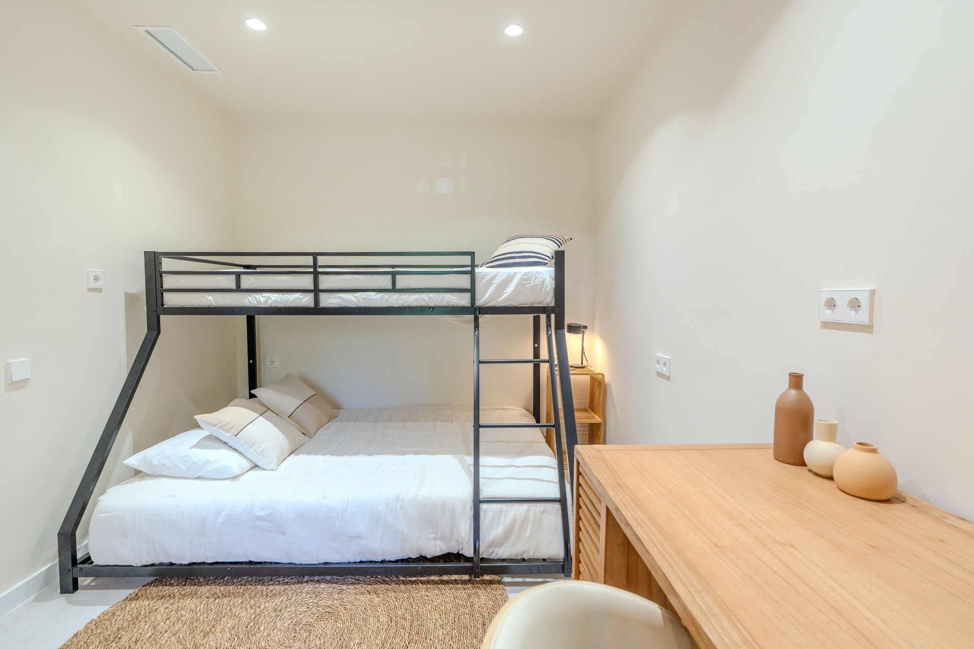 3 Bedroom Apartment in Estepona - Photo 38