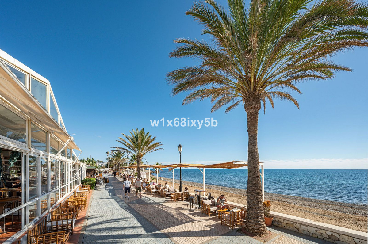 3 Bedroom Apartment in San Pedro de Alcántara - Photo 40