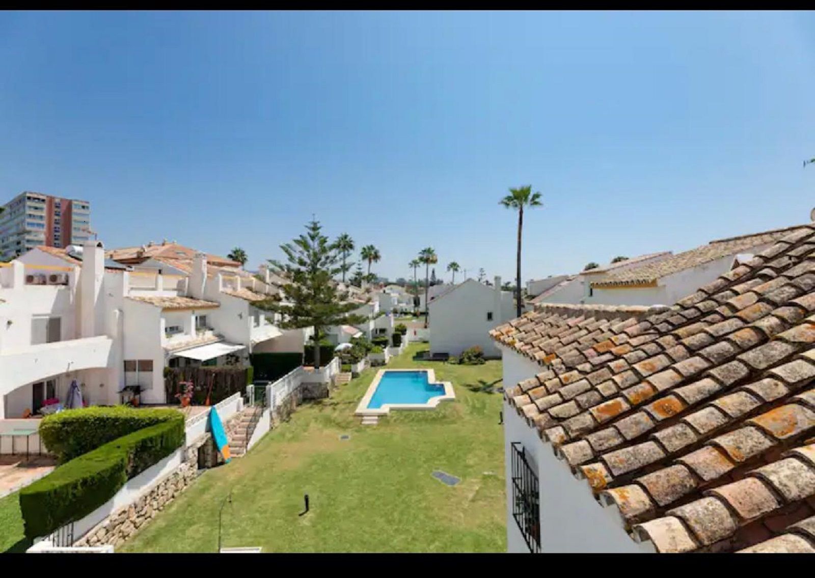 4 Bedroom Villa in Marbella - Photo 19