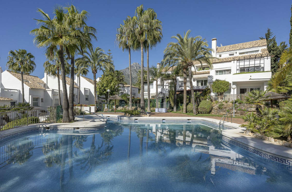 5 Bedroom Townhouse in Marbella