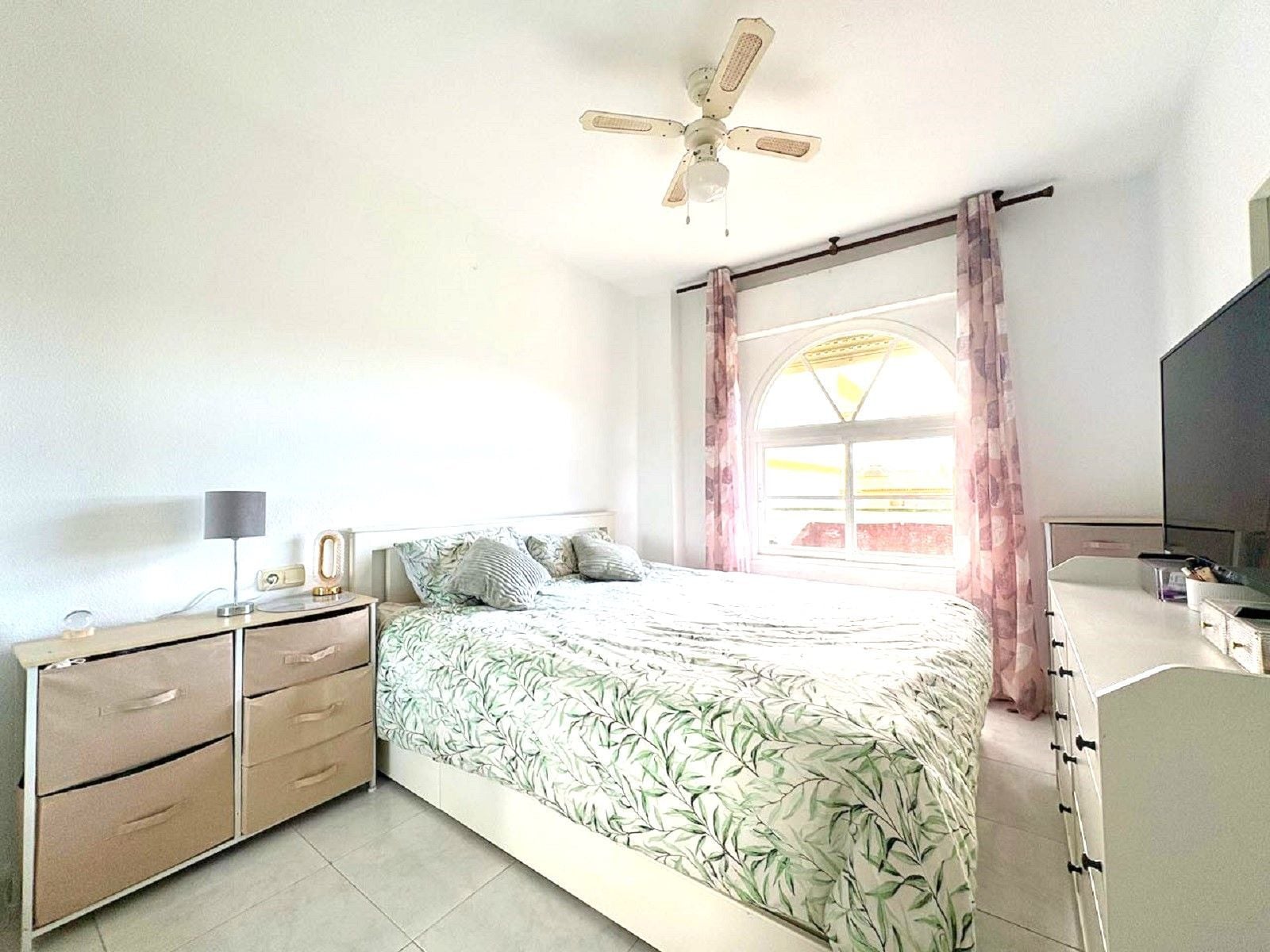 2 Bedroom Apartment in Mijas - Photo 7