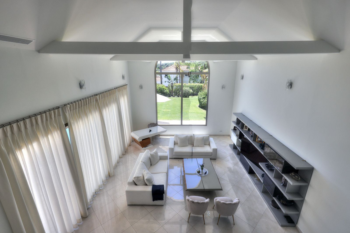 5 Bedroom Villa in Sotogrande - Photo 54