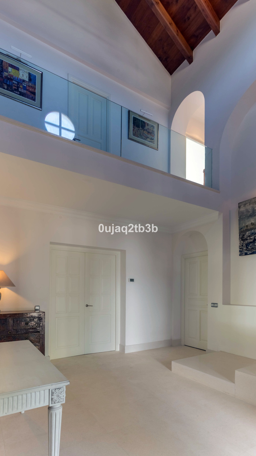 6 Bedroom Villa in San Pedro de Alcántara - Photo 18