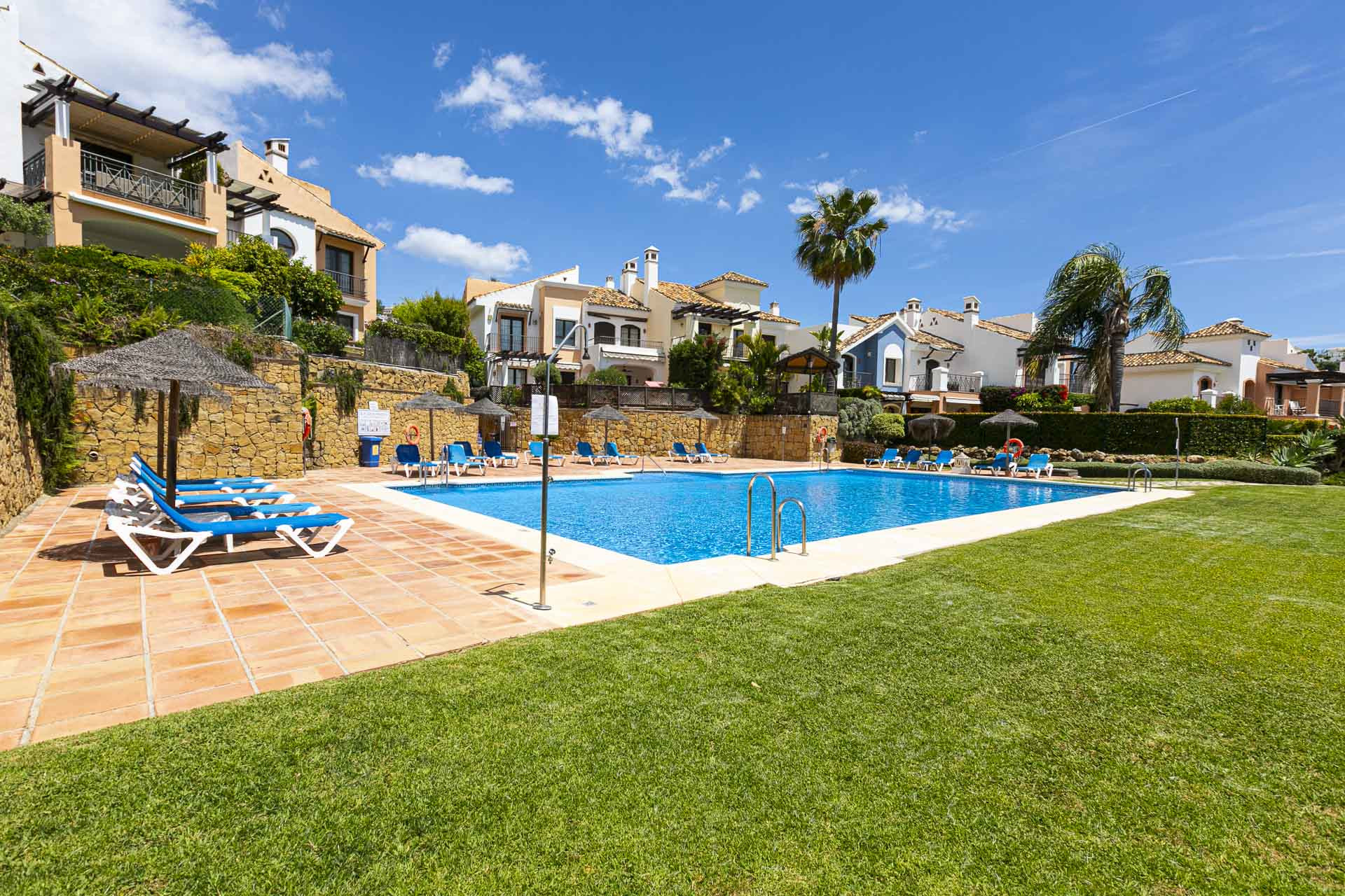 4 Bedroom Townhouse in Benahavís - Foto 48
