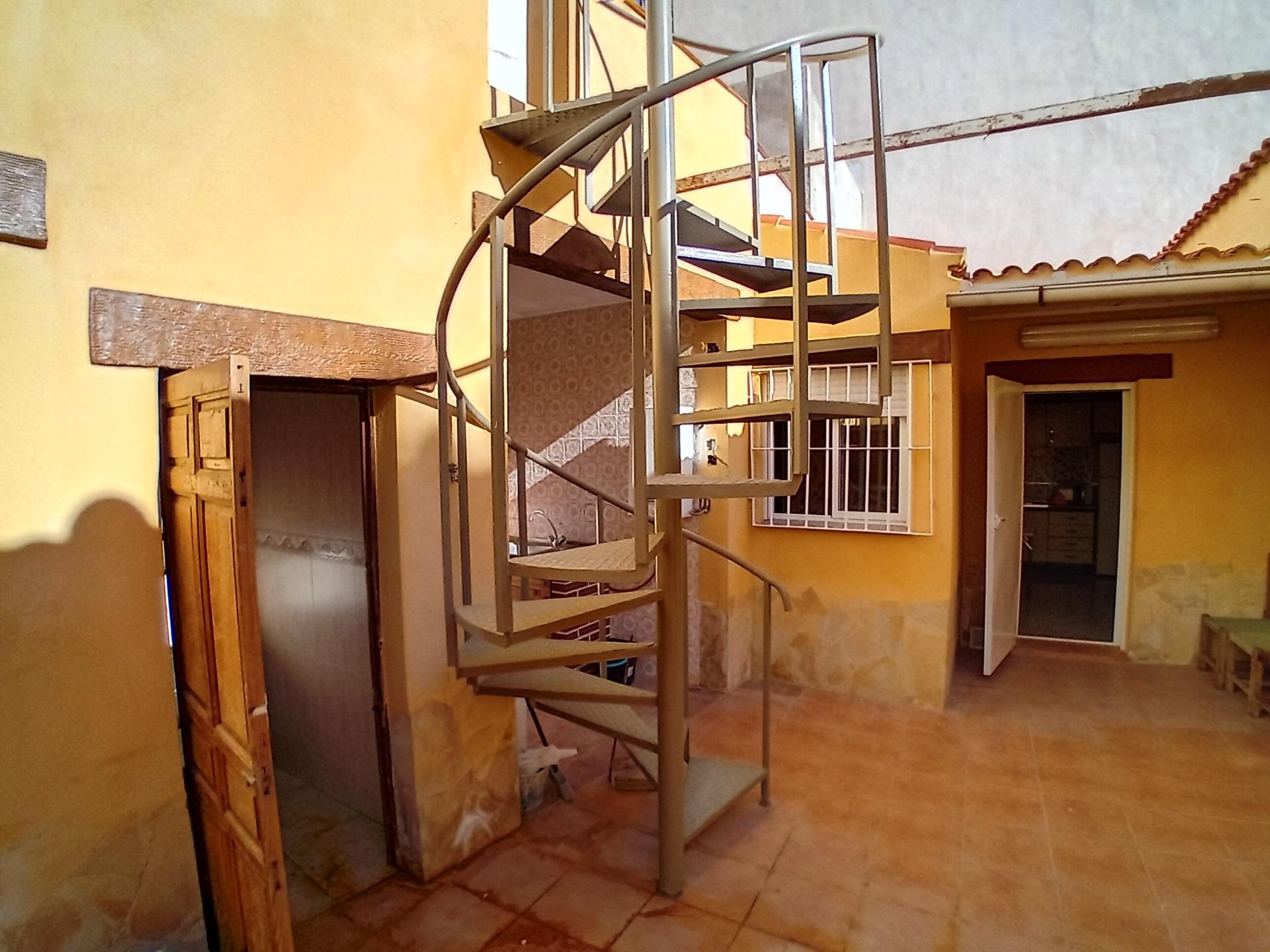 Chalet de 4 dormitorios en Murcia – Foto 5
