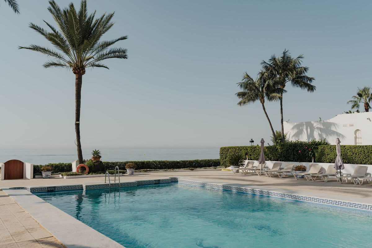 3 Bedroom Villa in Marbella - Photo 29