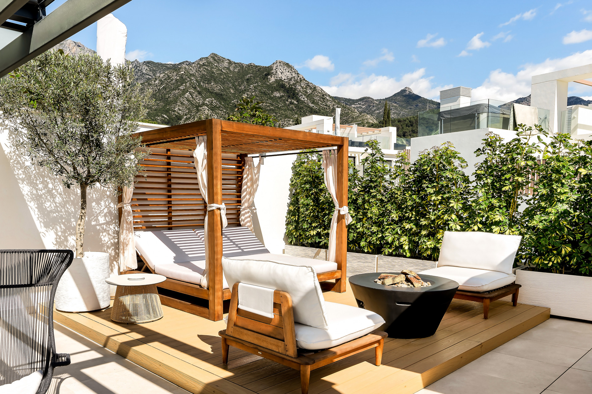 4 Bedroom Villa in Marbella - Photo 23