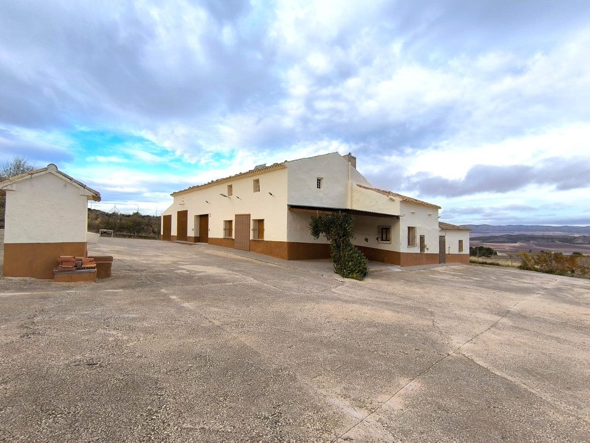 Chalet de 5 dormitorios en Murcia – Foto 3
