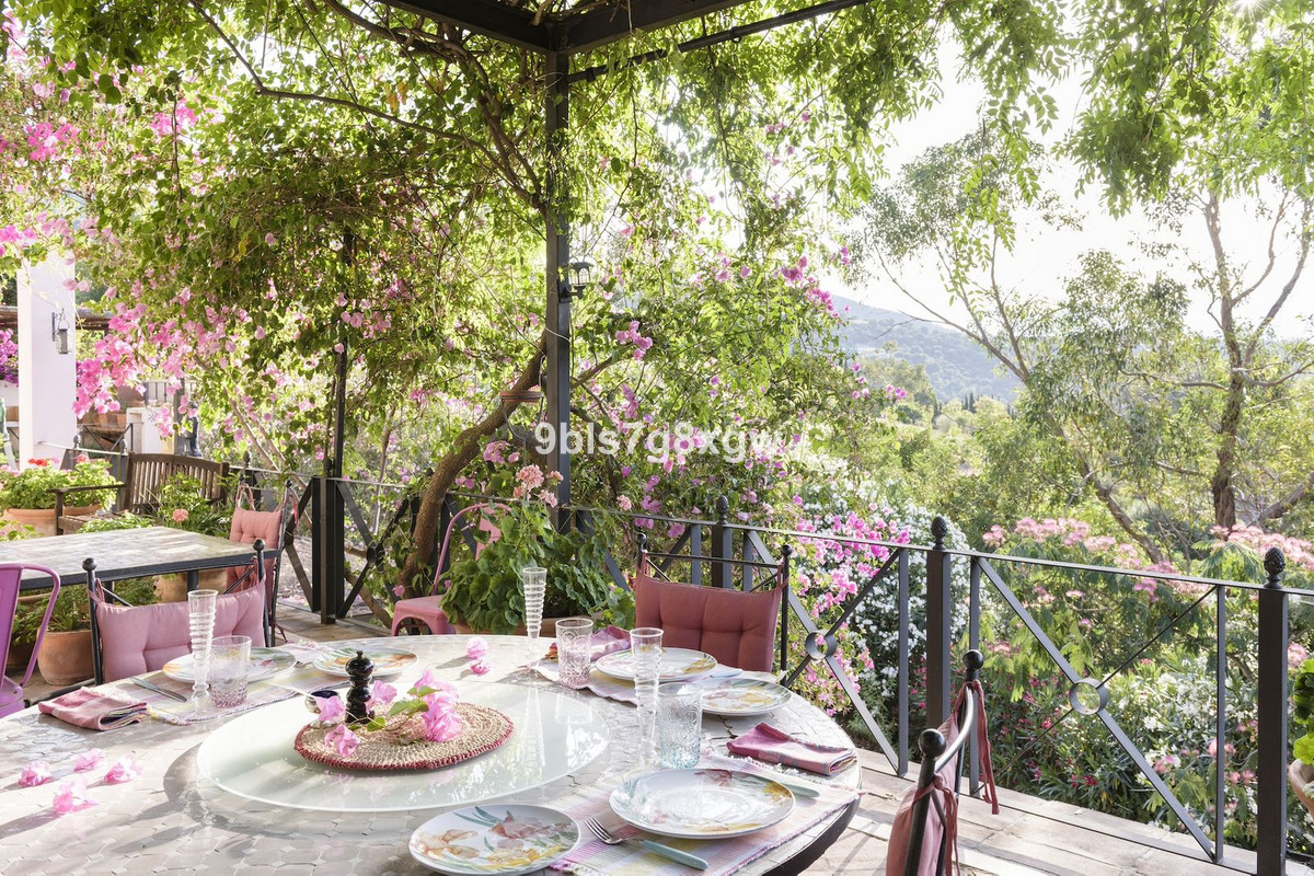 9 Bedroom Country house in Gaucín - Photo 14