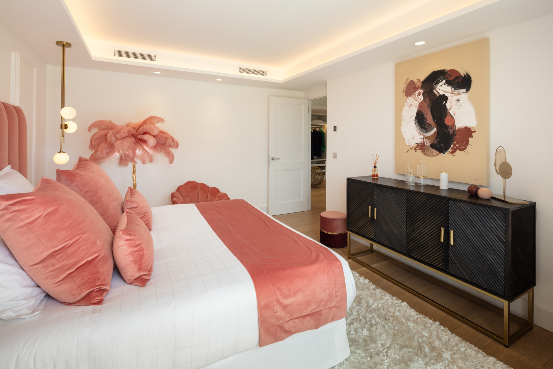 6 Bedroom Villa in Marbella - Photo 29
