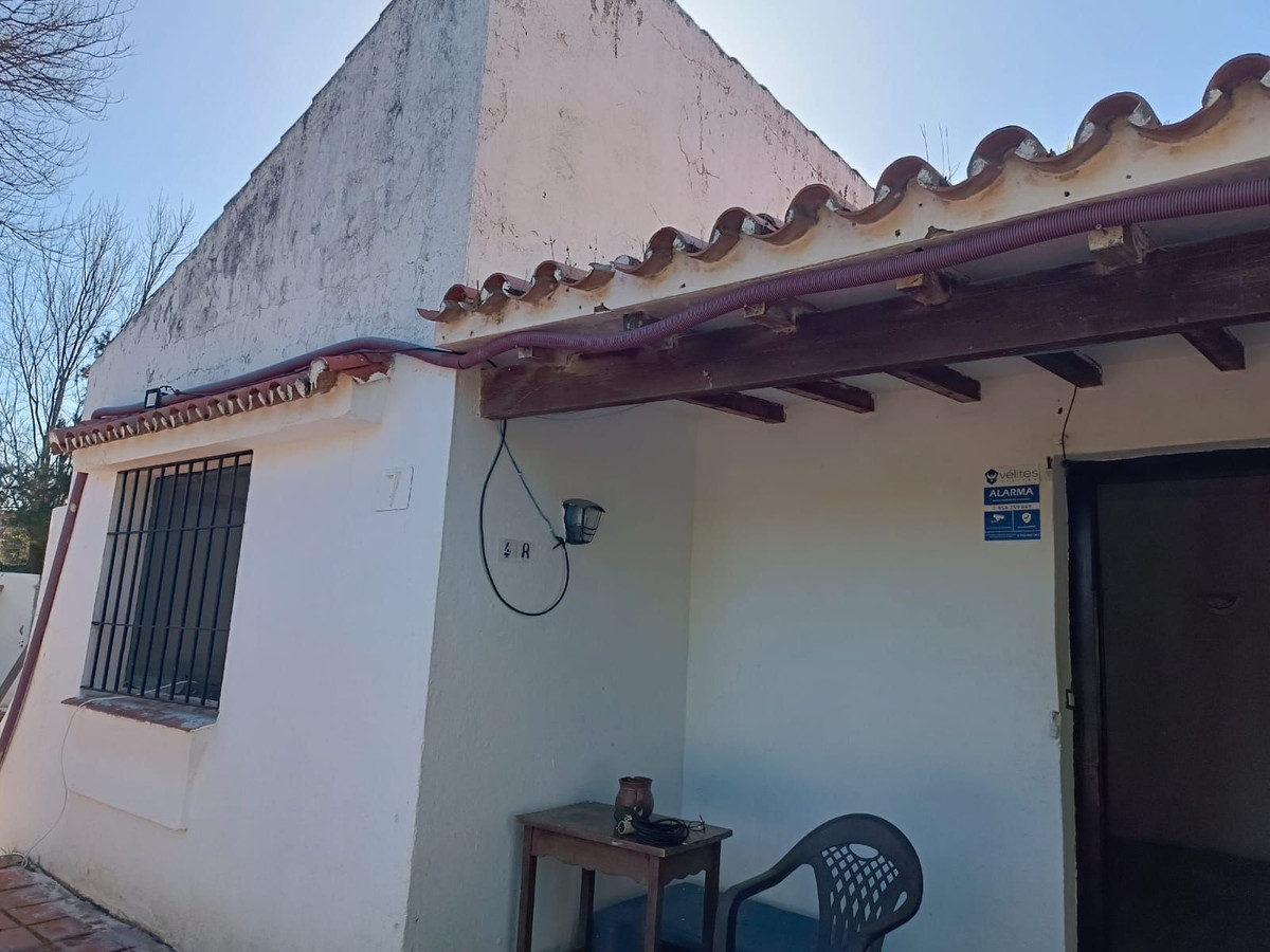 2 Bedroom Villa in Estepona - Photo 7