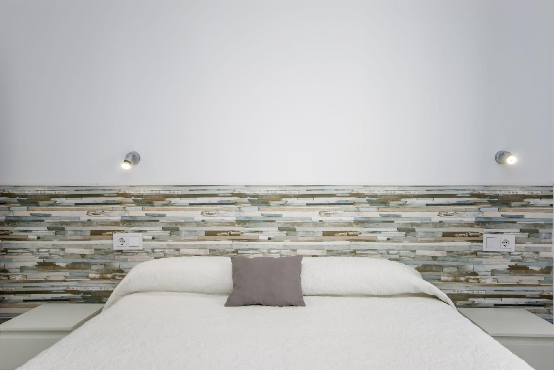 2 Bedroom Apartment in Fuengirola - Photo 8