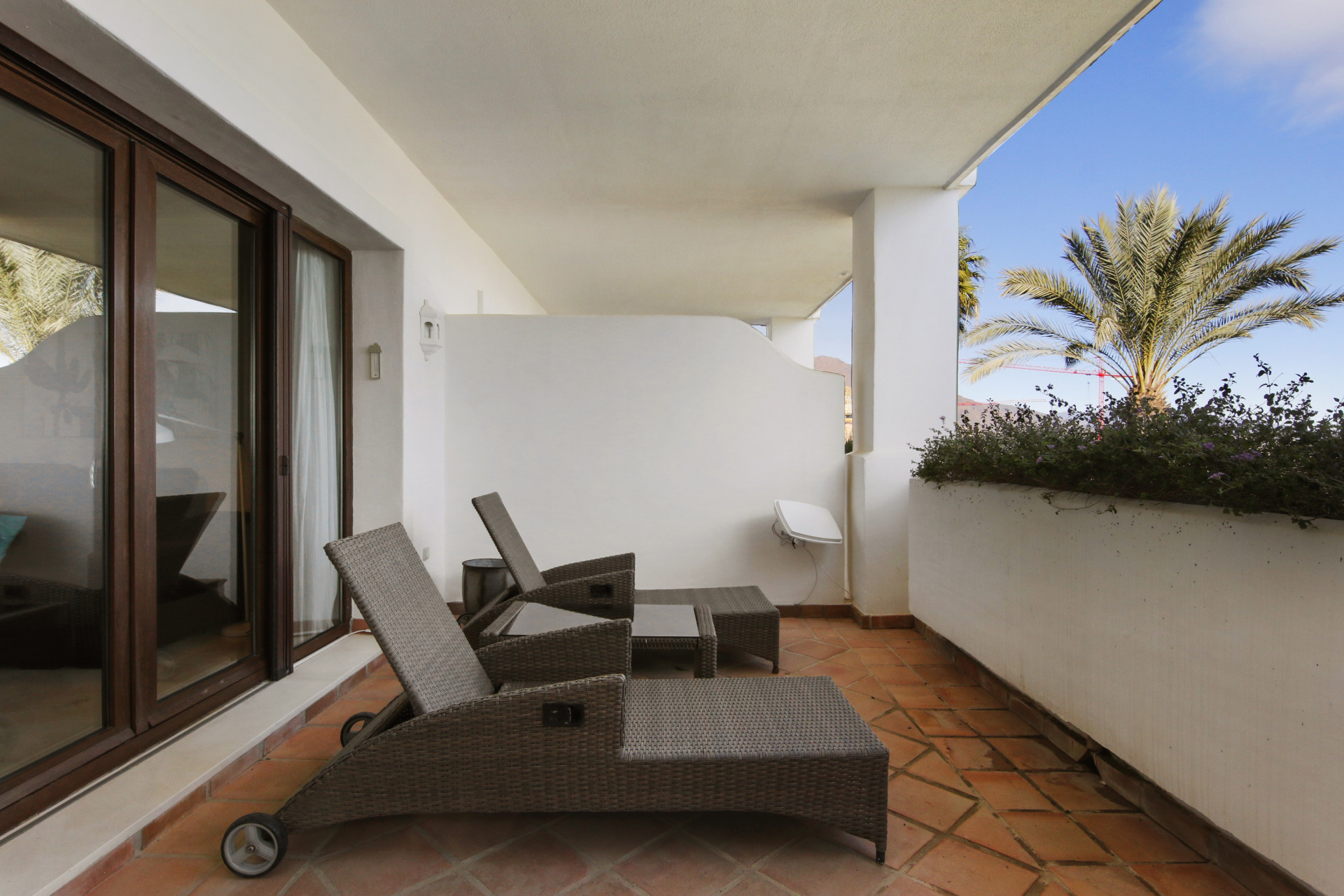 2 Bedroom Apartment in Casares - Photo 10