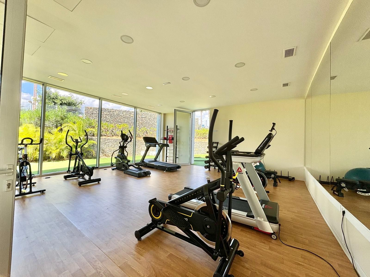 3 Bedroom Apartment in Estepona - Foto 13