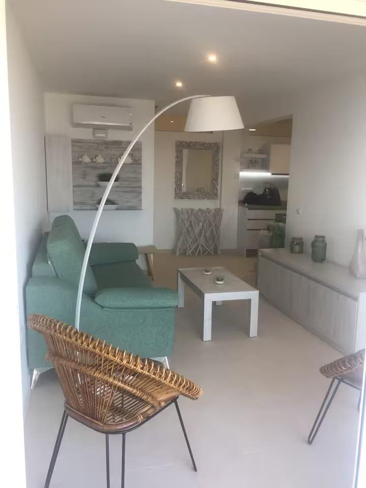 2 Bedroom Apartment in Fuengirola - Foto 5