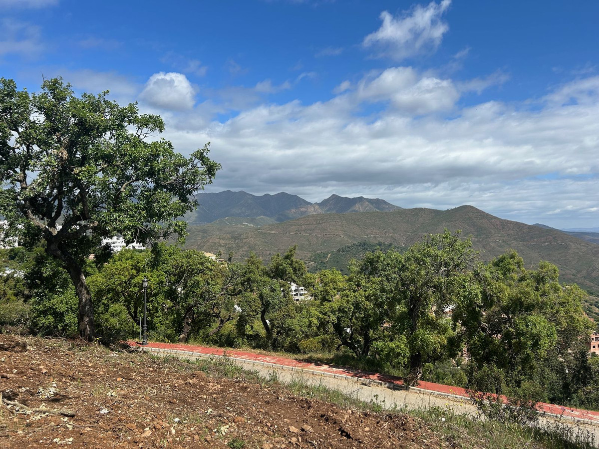 1,121 m² Plot in Marbella - Photo 3