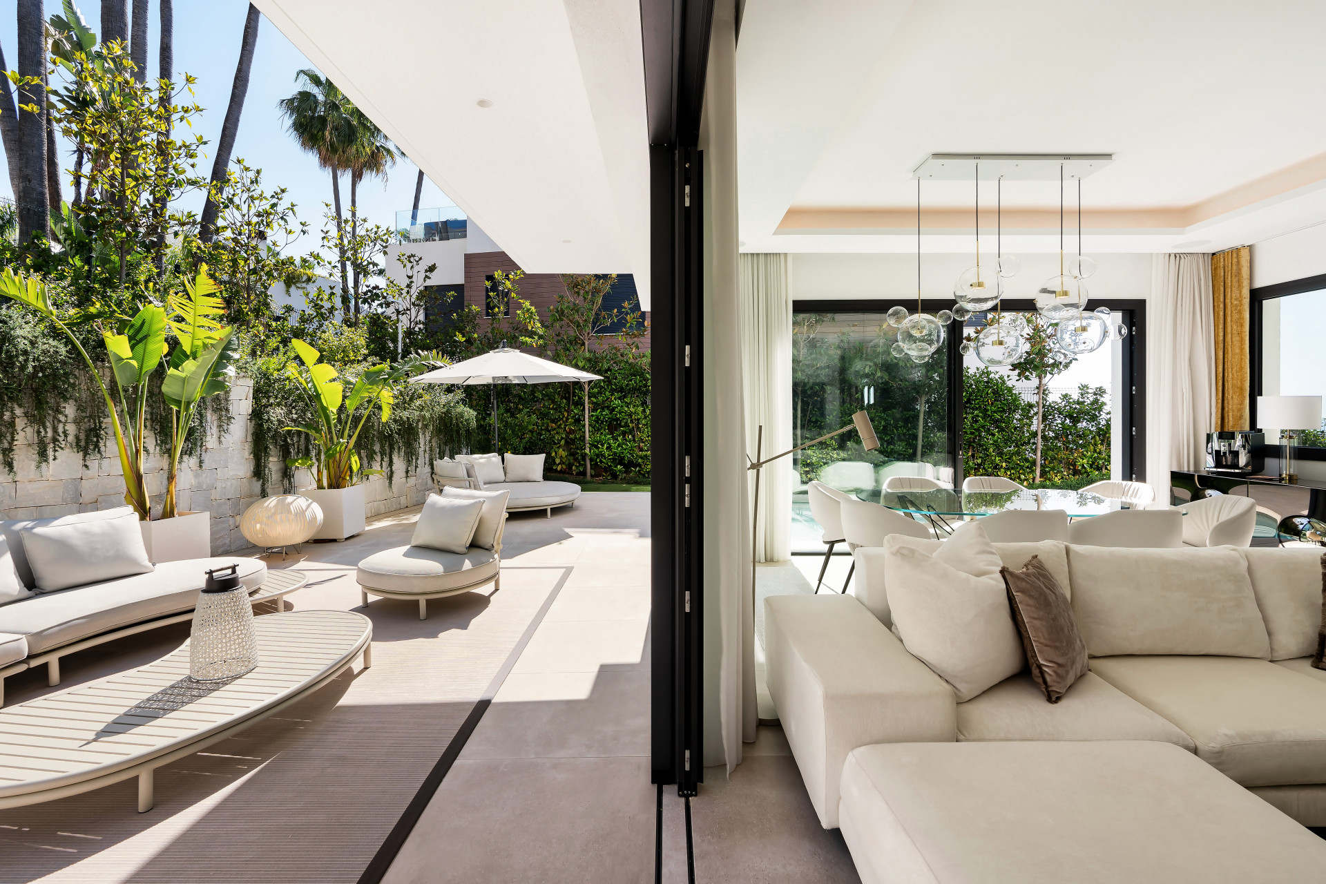4 Bedroom Villa in Marbella - Photo 16