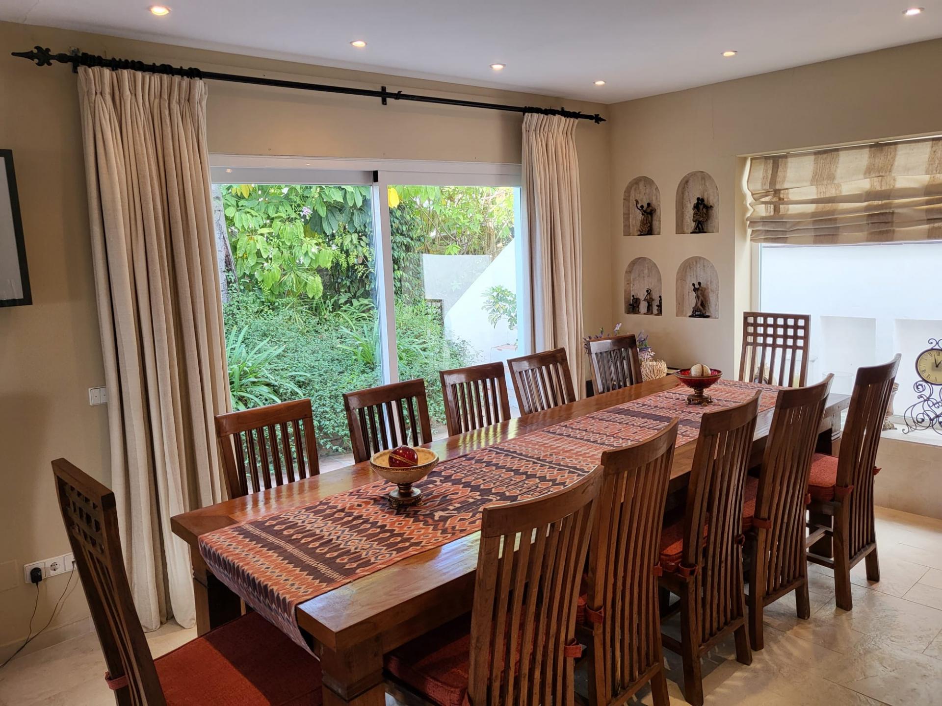6 Bedroom Villa in Marbella - Photo 12
