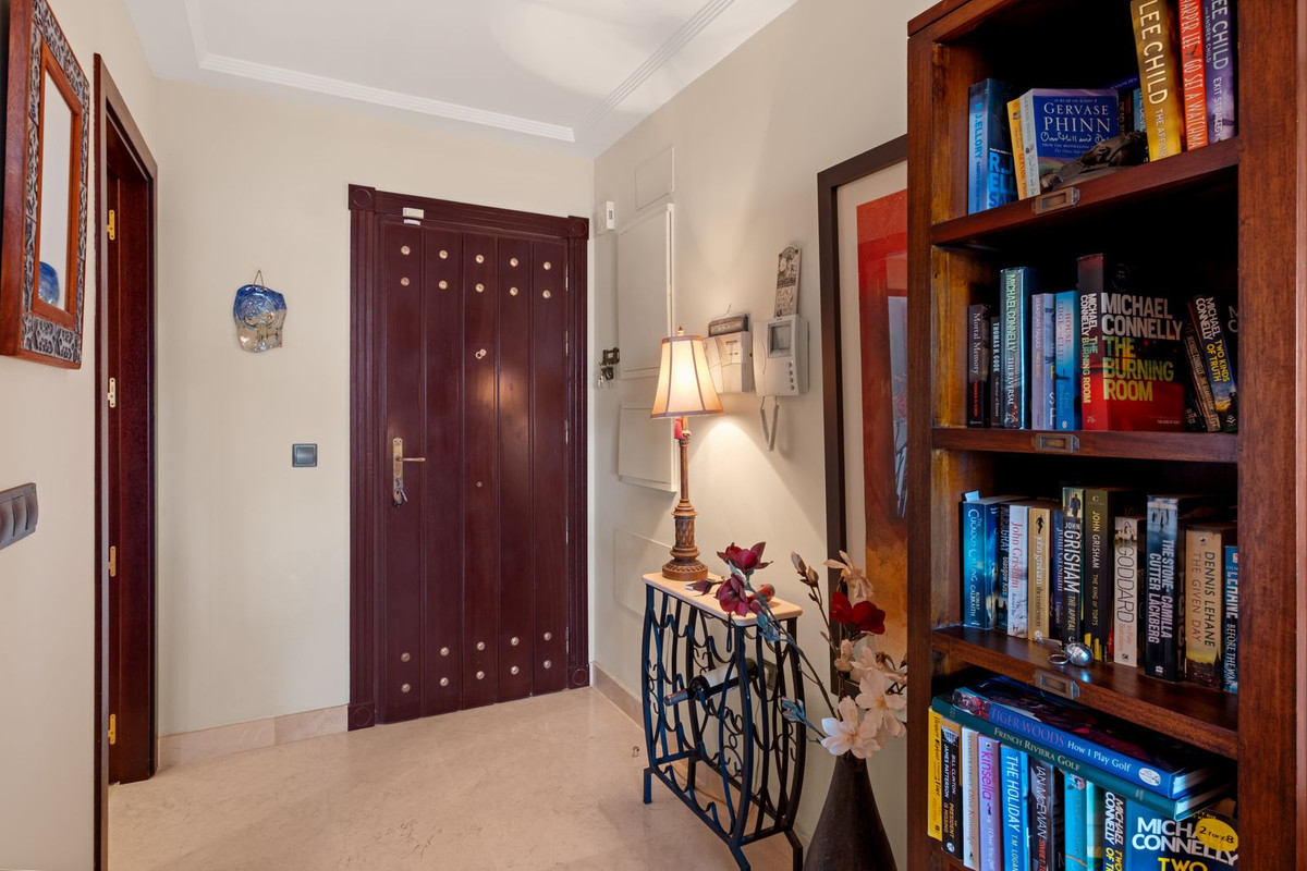 2 Bedroom Apartment in Marbella - Foto 6