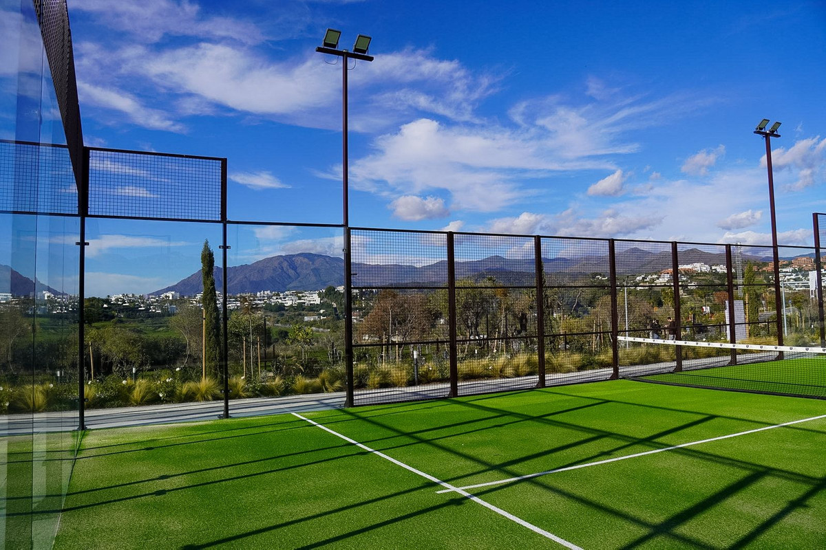 3 Bedroom Apartment in Estepona - Photo 18