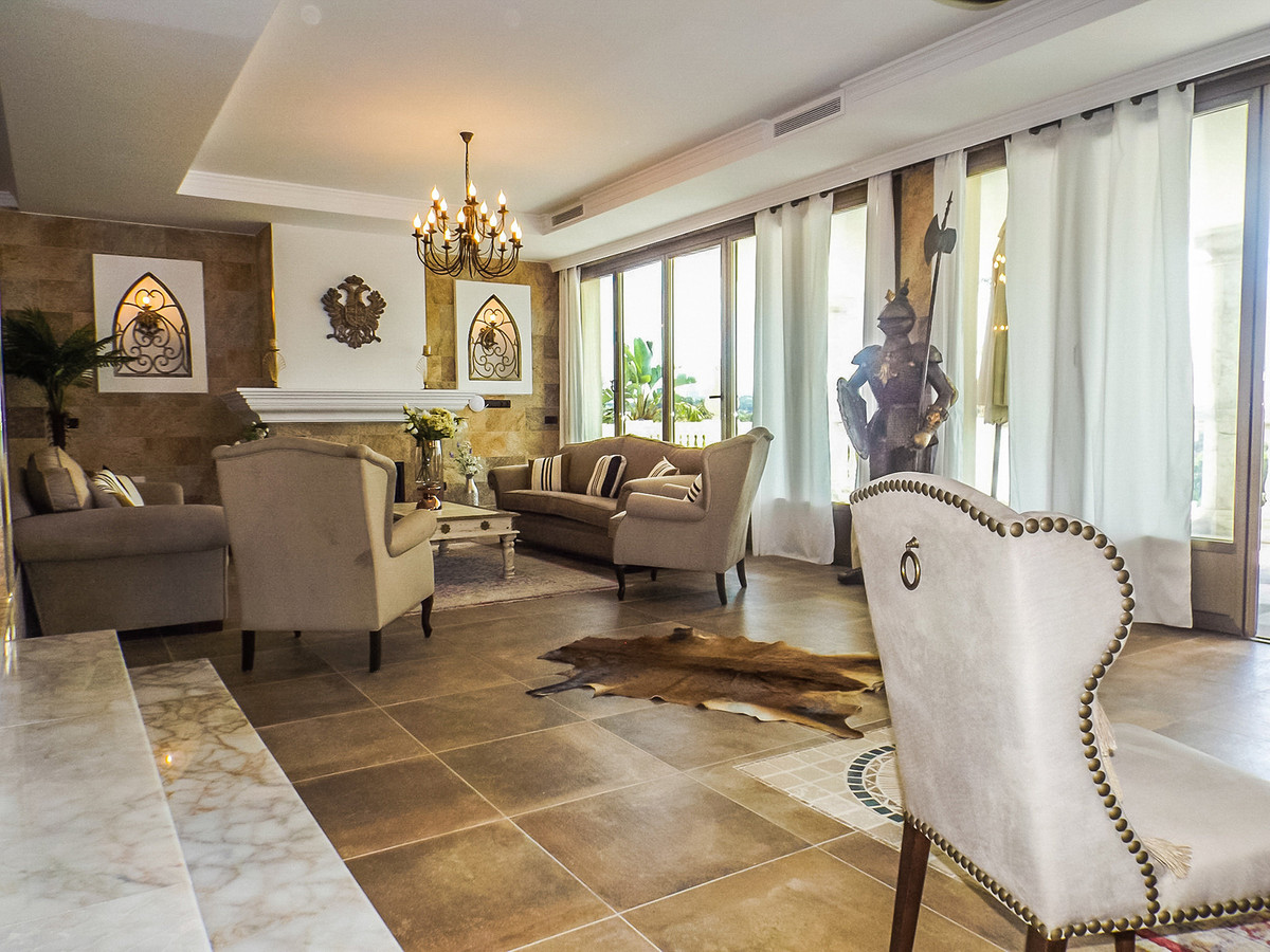 7 Bedroom Villa in Benahavís - Foto 21