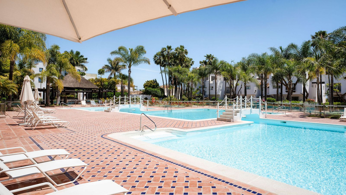 3 Bedroom Apartment in Marbella - Photo 34