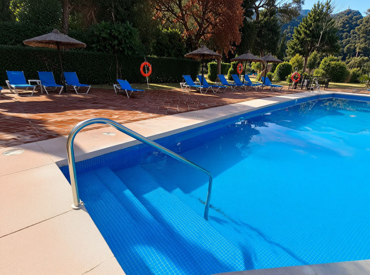 2 Bedroom Apartment in Marbella - Photo 28