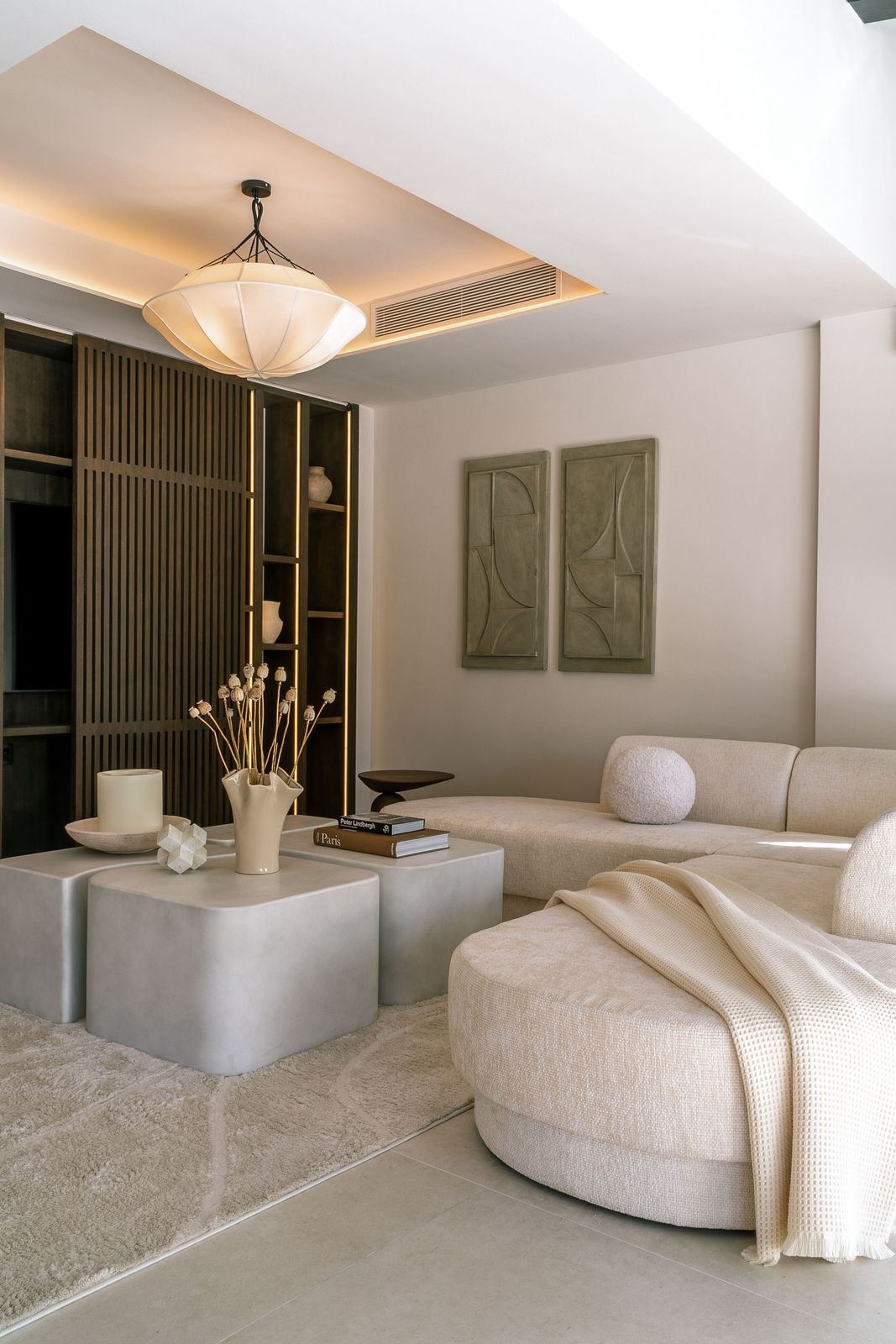 5 Bedroom Villa in Marbella - Photo 2