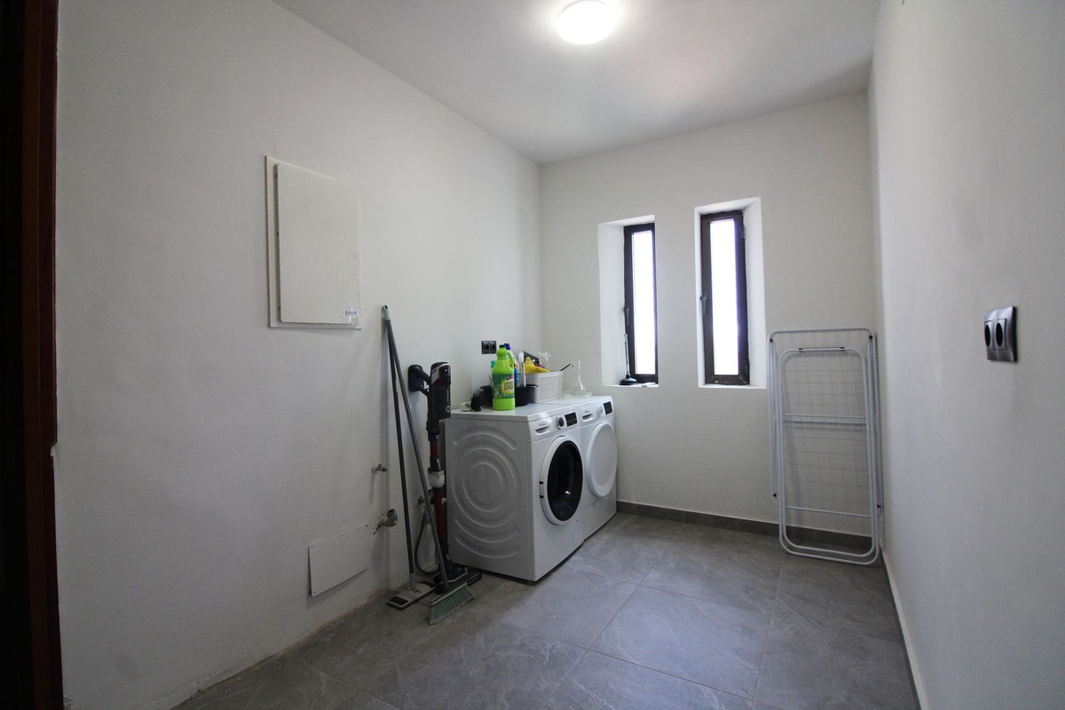 3 Bedroom Villa in Benalmádena - Foto 25