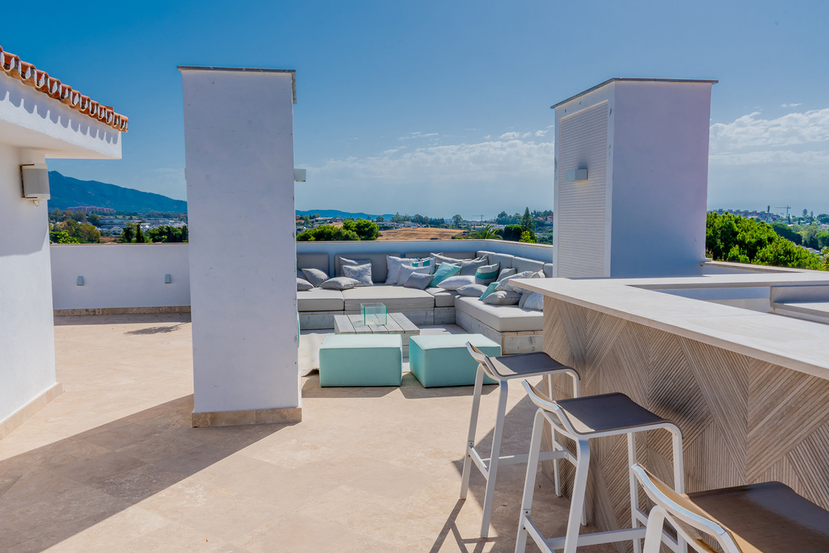5 Bedroom Villa in San Pedro de Alcántara - Photo 39