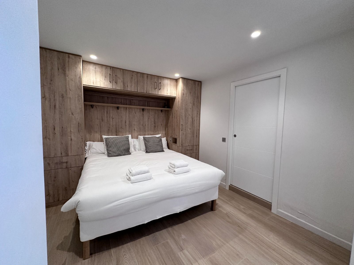 Apartment in Marbella - Photo 2