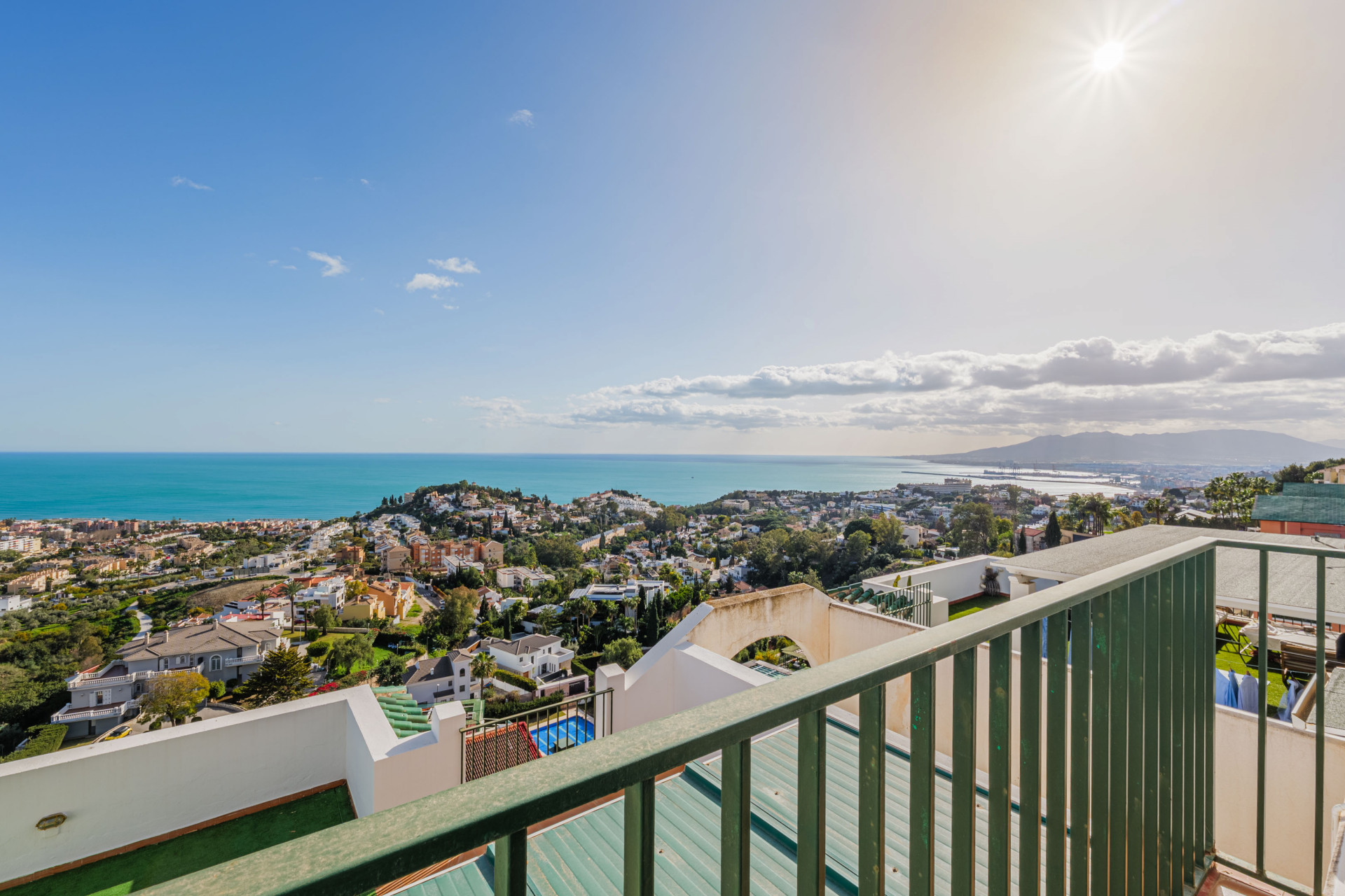 4 Bedroom Penthouse in Málaga - Photo 18