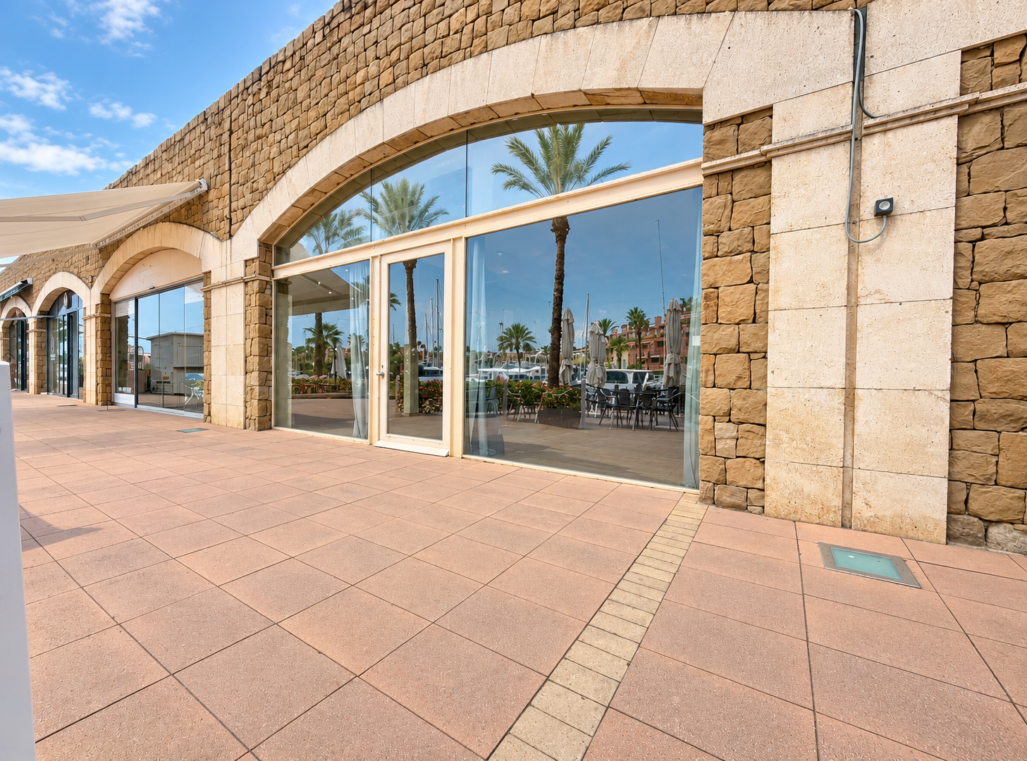 Espaço comercial em Cádiz, Espanha – Foto 1