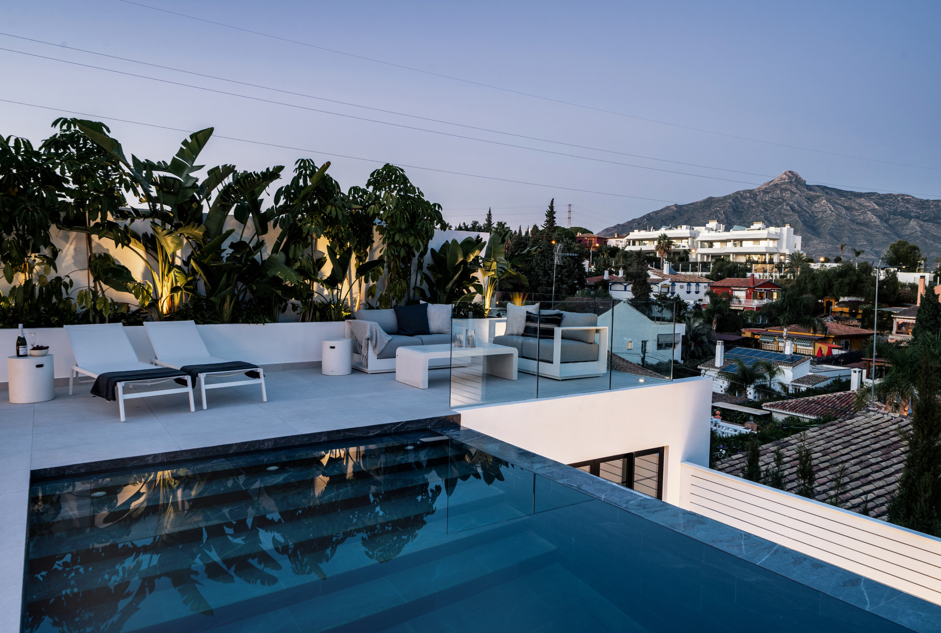 5 Bedroom Villa in Marbella - Photo 30